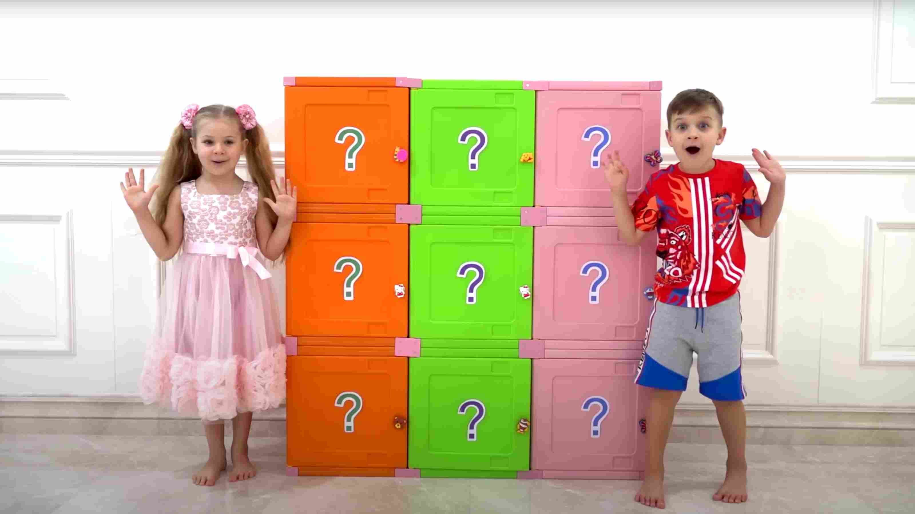 Diana and Roma - mysterious challenge in the house img